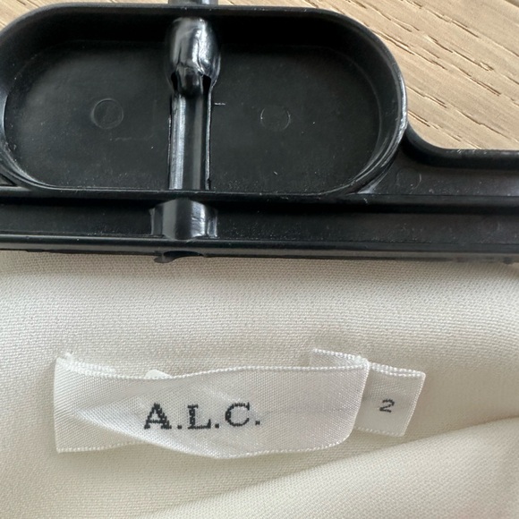 White ALC skirt size 2 - Picture 2 of 3